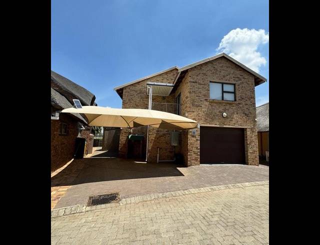 5 BEDROOM HOUSE FOR SALE IN MISTY BAY